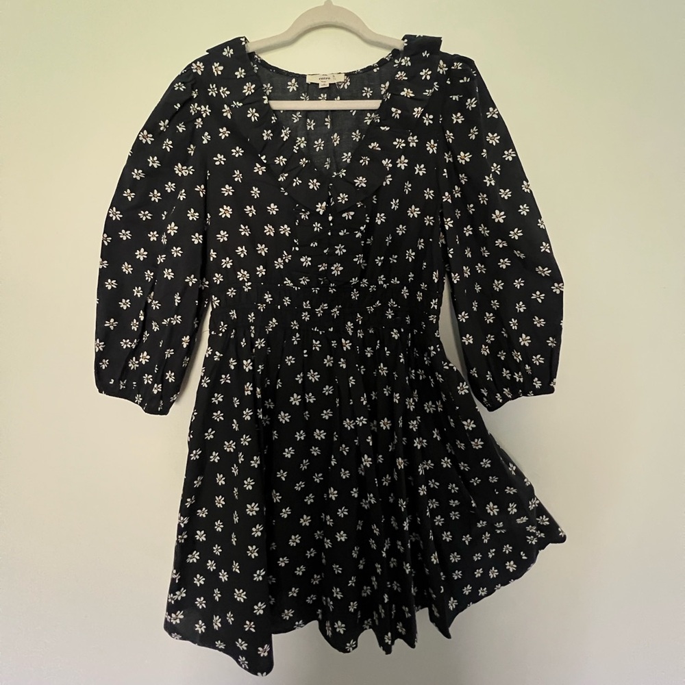 Entro Black and White Floral spring floral dress cottage core spring style